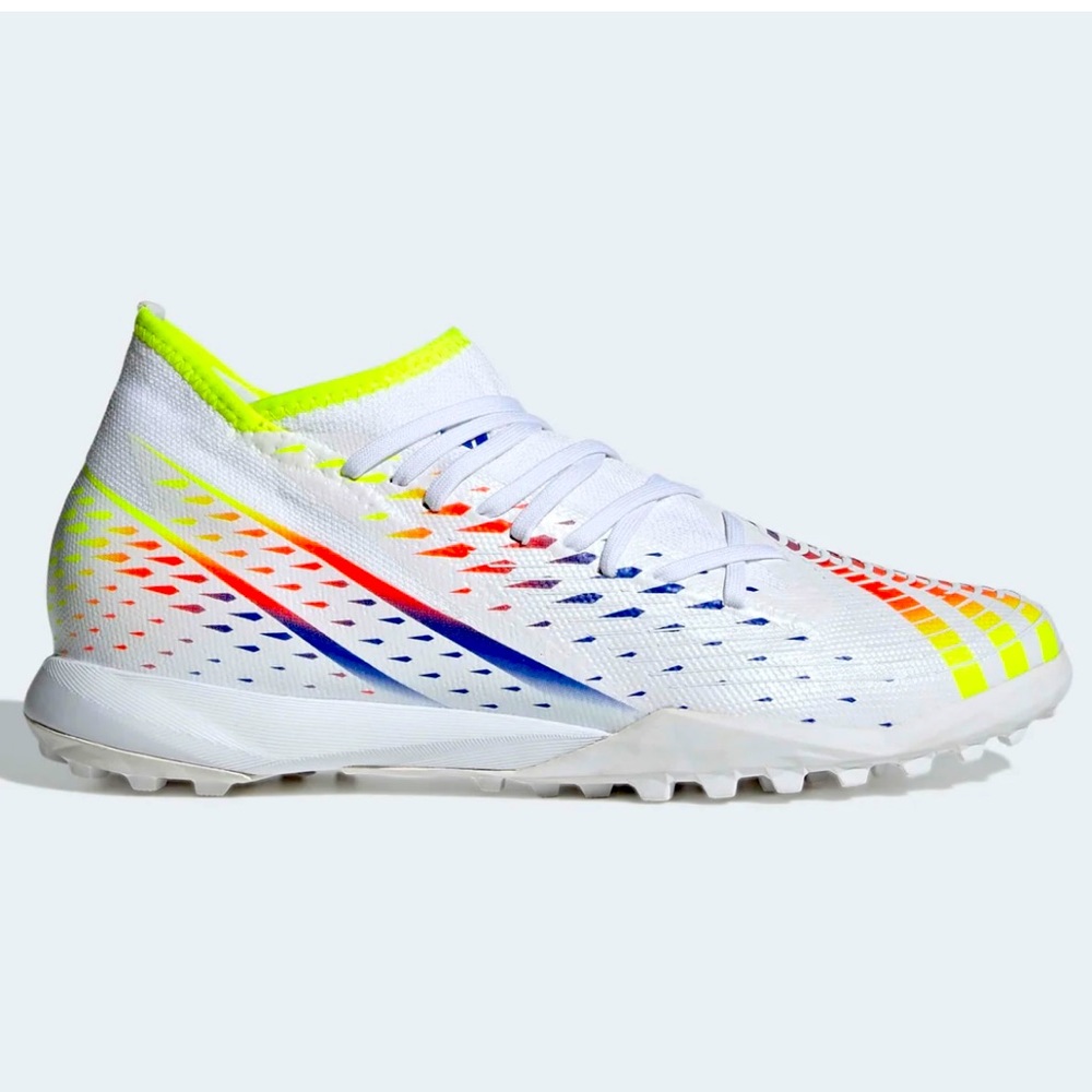 ⚽️ Adidas Predator Edge .3 turf shoes - 5.5 Men